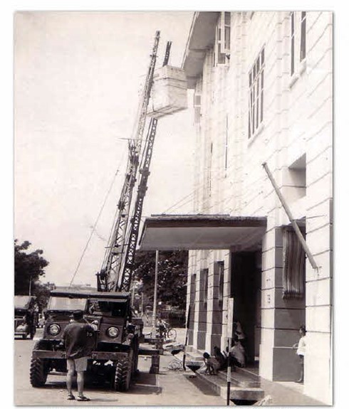 The first supercomputer in the CPF Board had to be hoisted up via a crane. The first supercomputer in the CPF Board had to be hoisted up via a crane.