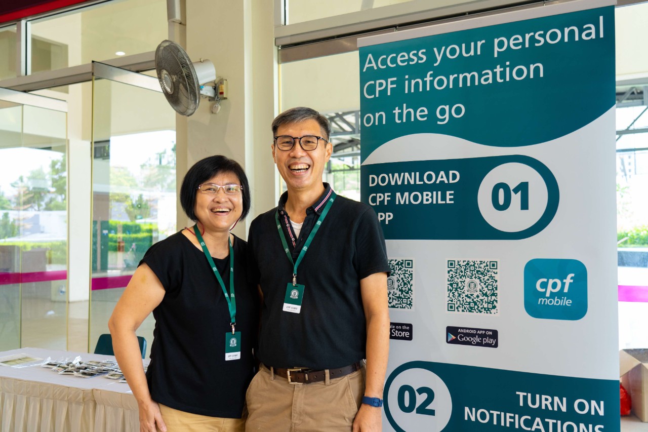 CPF volunteers Hwee Boon and Wai Chung